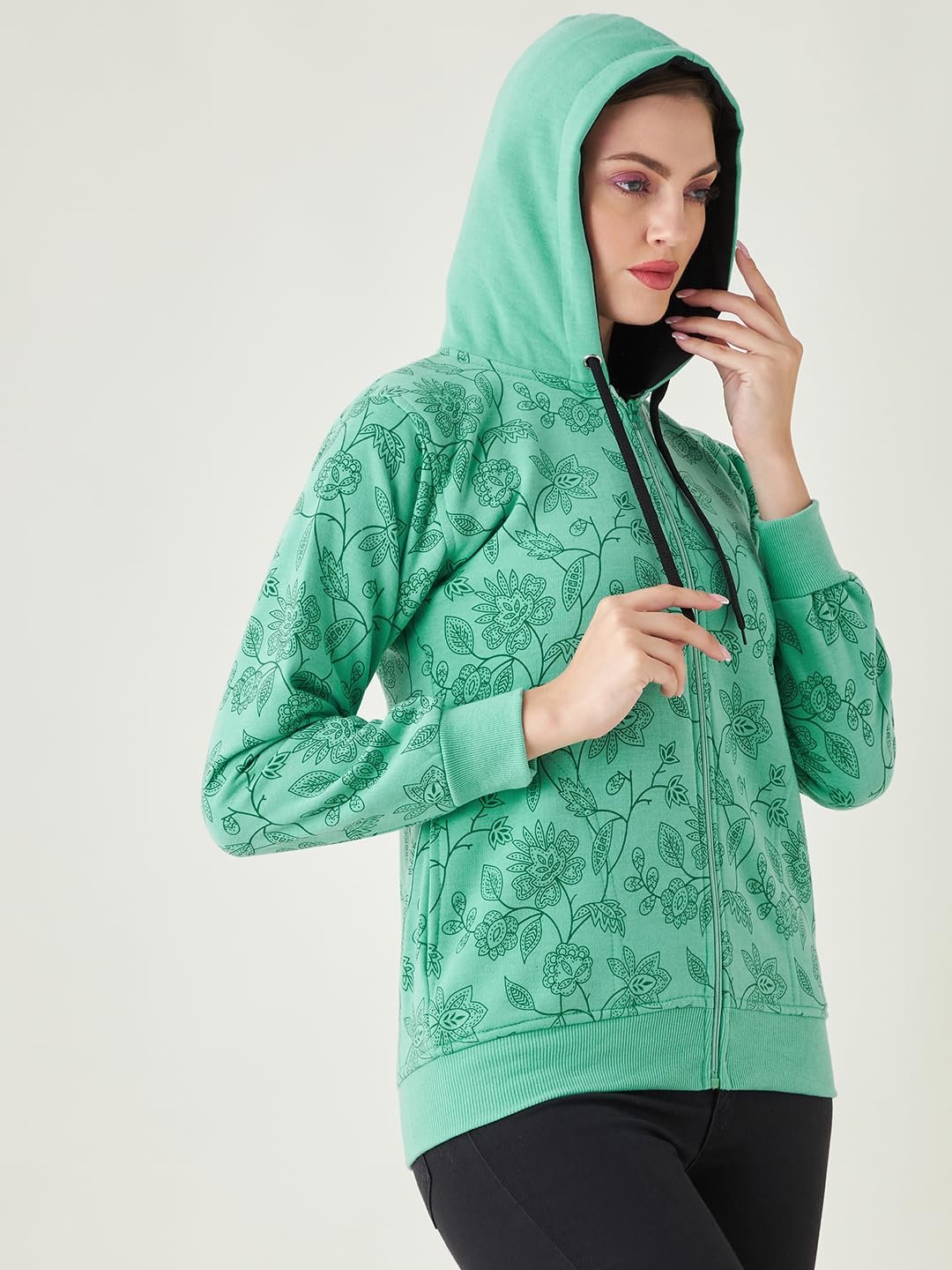 Pivl Women Printed Jacket For Winter - Image 3