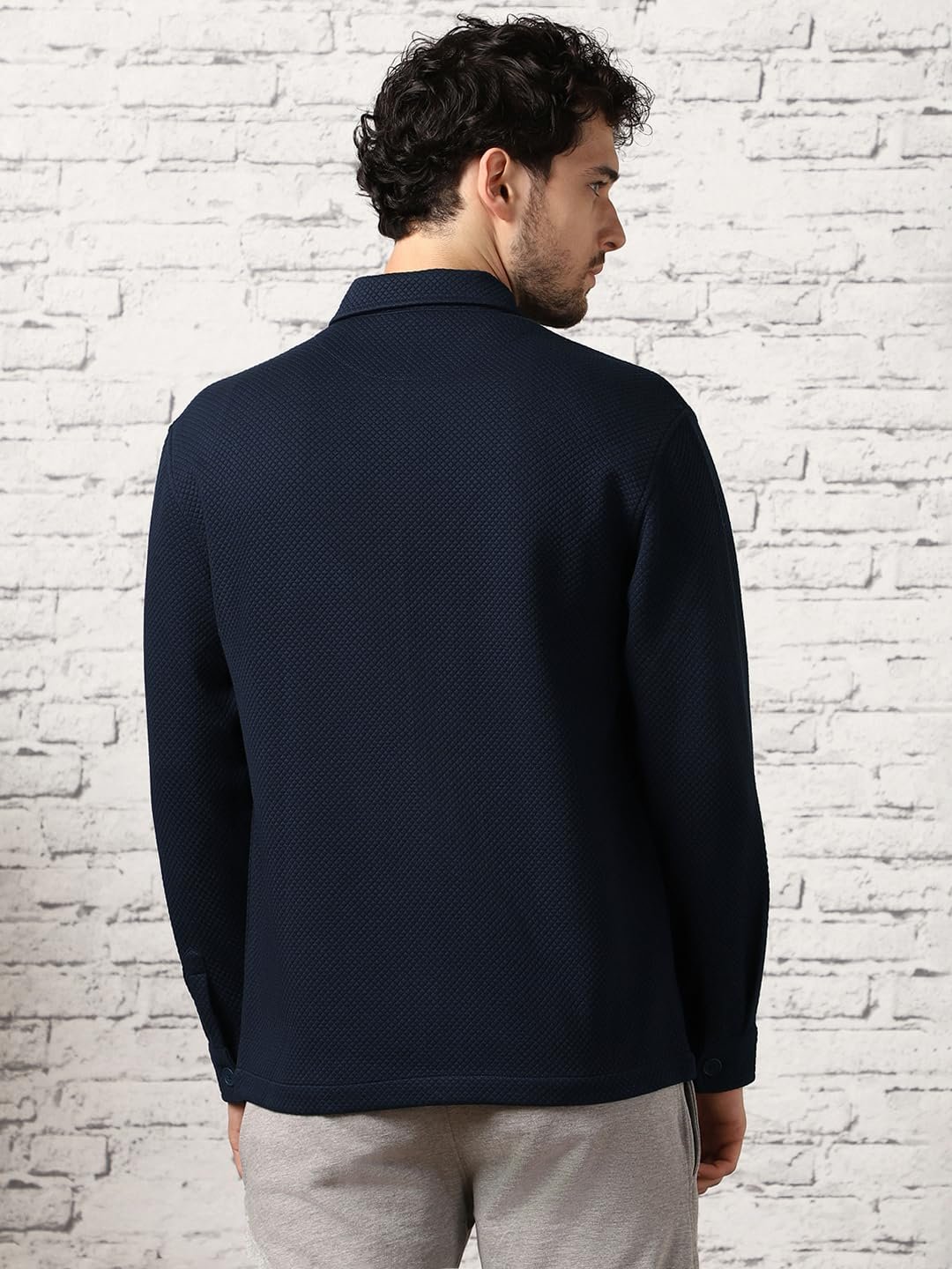 NOBERO Men's Standard Length Oversized Textured Shacket | Quilted | Cotton | Cuffed Sleeves | Winter Jackets | Shackets For Men - Image 3