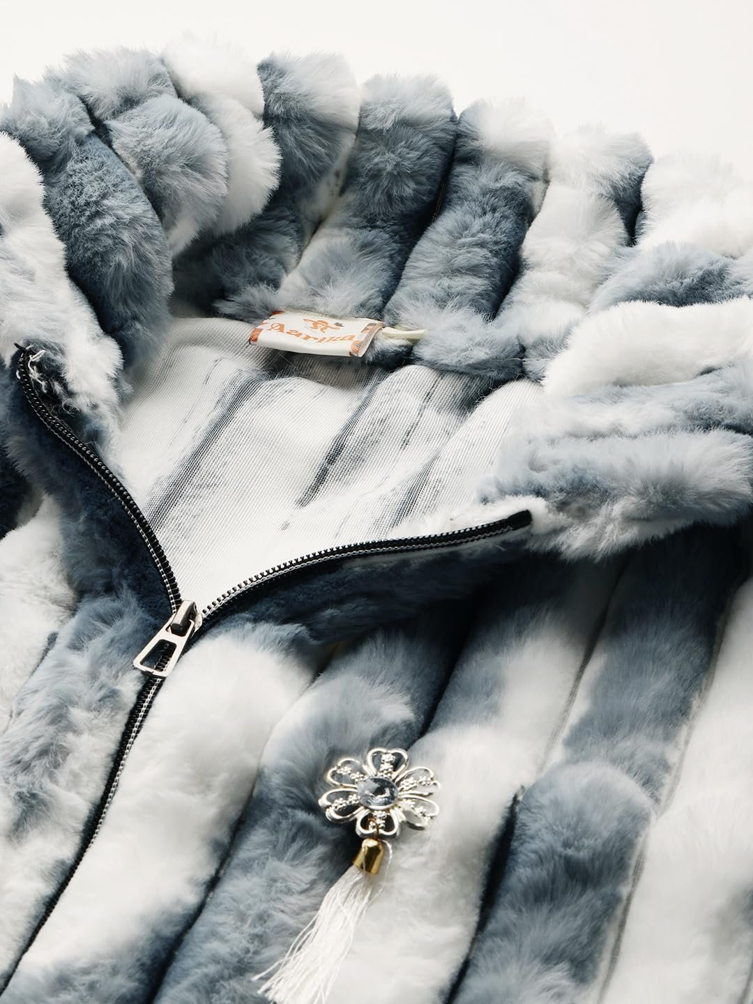 Aarika Womens Winter Wear Beige Colour Solid Fur Jacket - Image 2