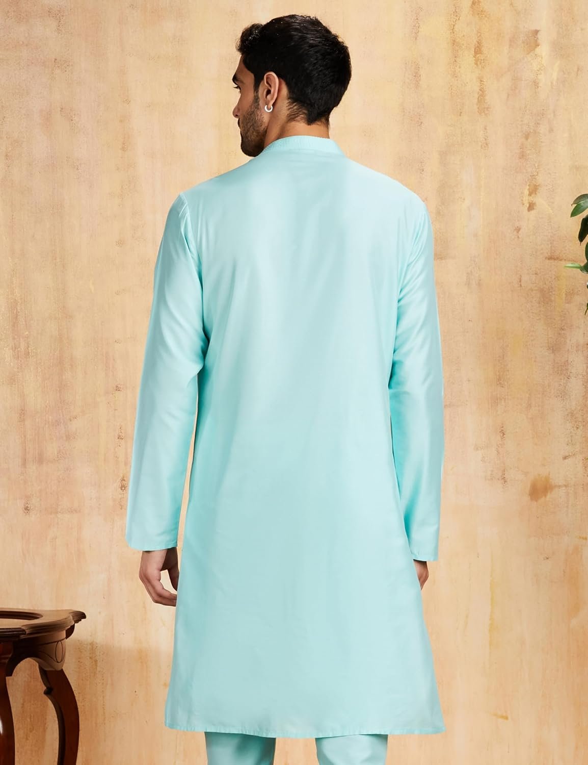 Amazon Brand - Symbol Men Festive Solid Long Kurta (Regular Fit) - Image 2