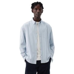 GAP Men’s Solid Regular Fit Button Down Shirt