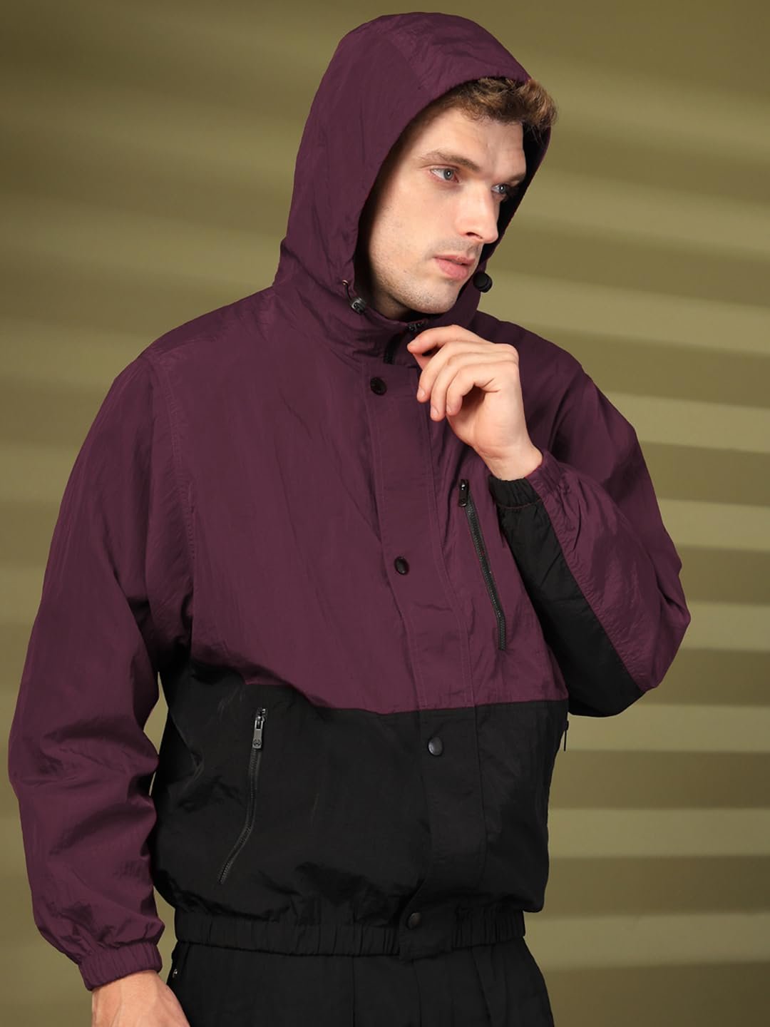 CHKOKKO Mens Stylish Oversized Windcheater Jacket with Zip Closure Lightweight Sportswear for Running Travel Hiking Outdoor and Rainy Season Wear - Image 3