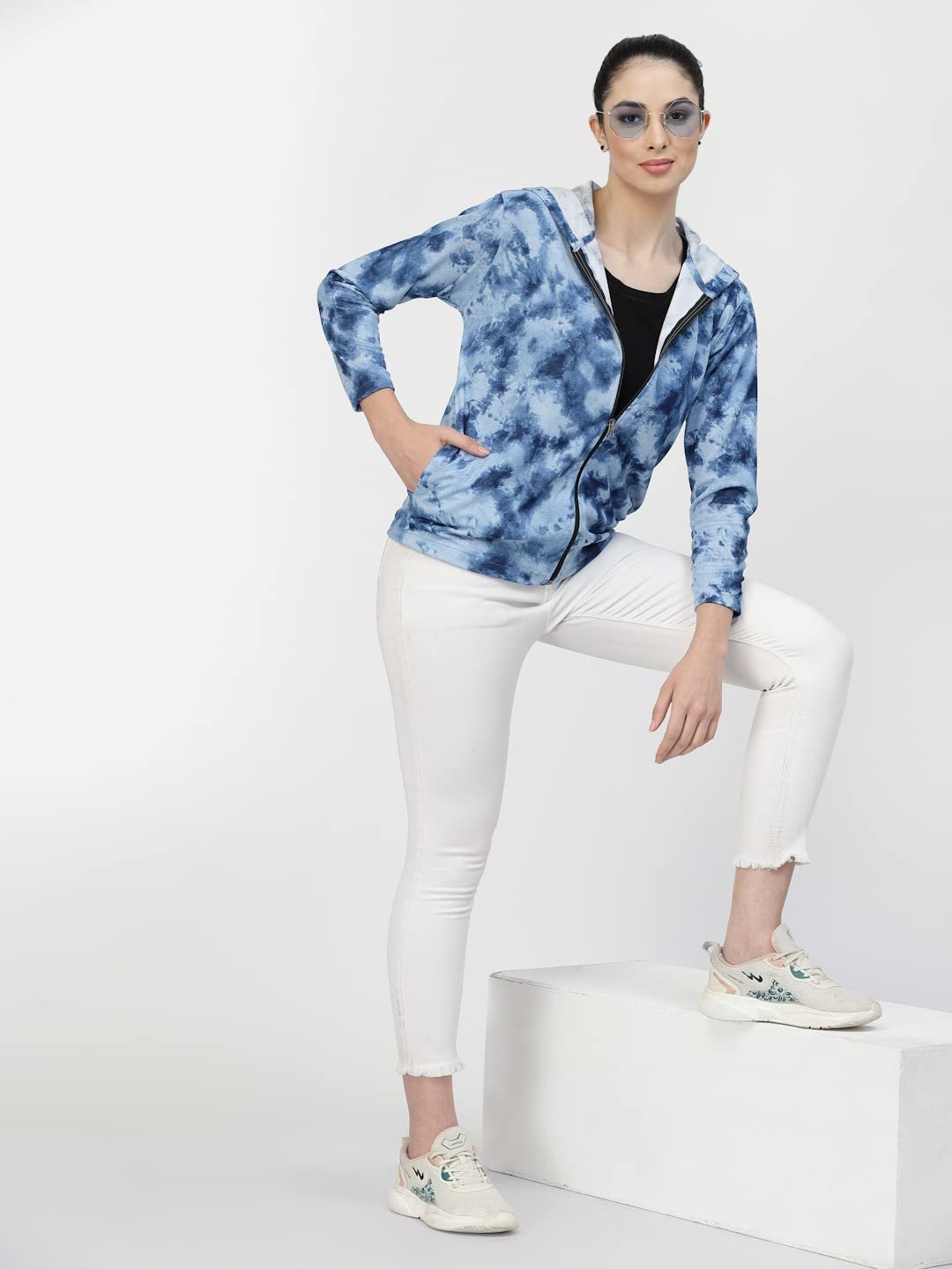 UZARUS Women's Standard Length Polyester Hooded Sports Gym Training Jacket - Image 2