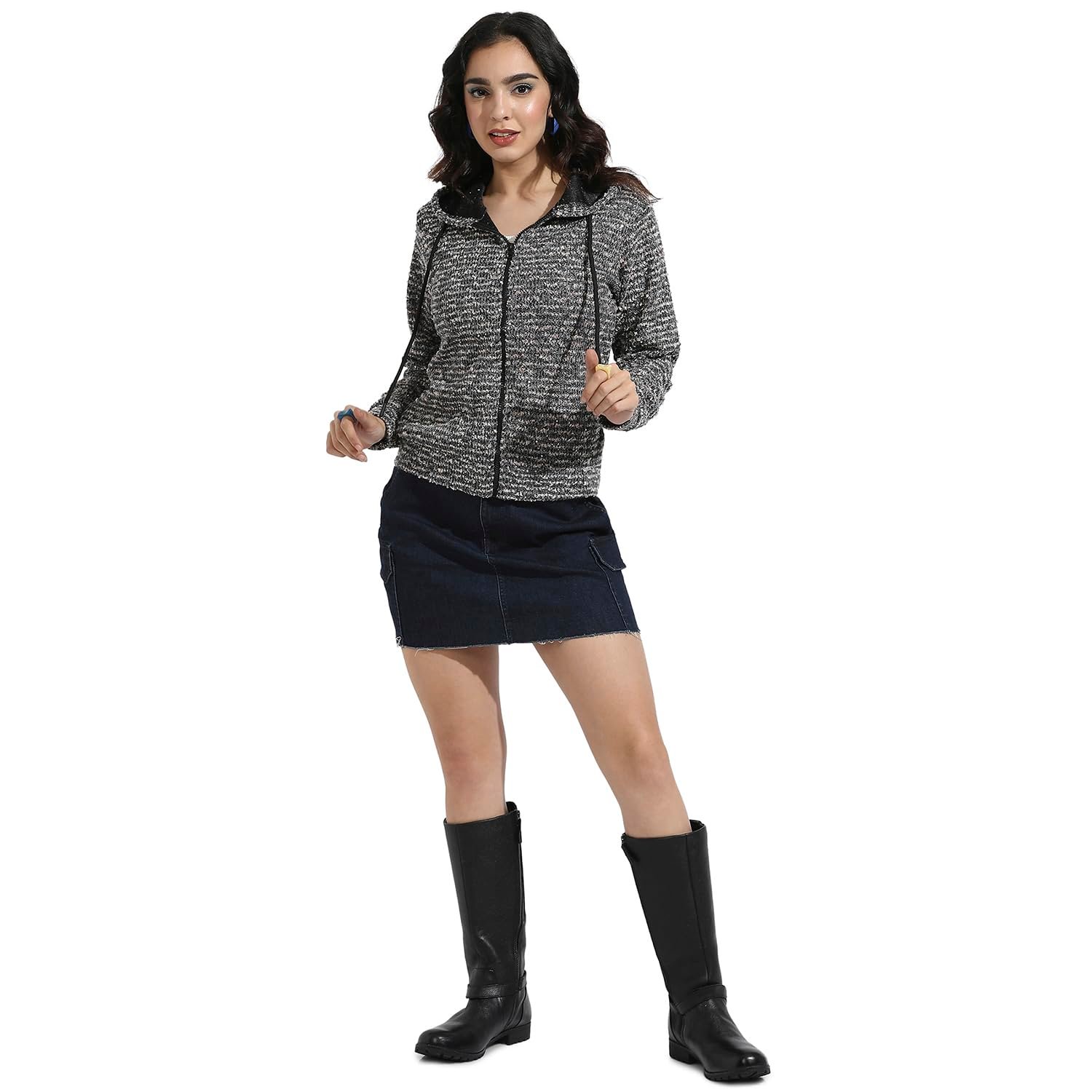 Campus Sutra Women Polycotton Regular Fit Hooded Sweatshirt - Image 4