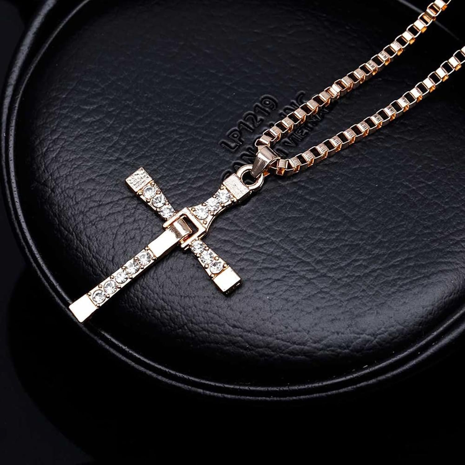Silver Cross Chain For Men, Three-Ring Geometric Fashion Necklace For Men And Women, Silver Chain For Man, Simple And Personalized, Versatile Pendant Sweater Necklace, Featured Daily Accessories Gift - Image 5
