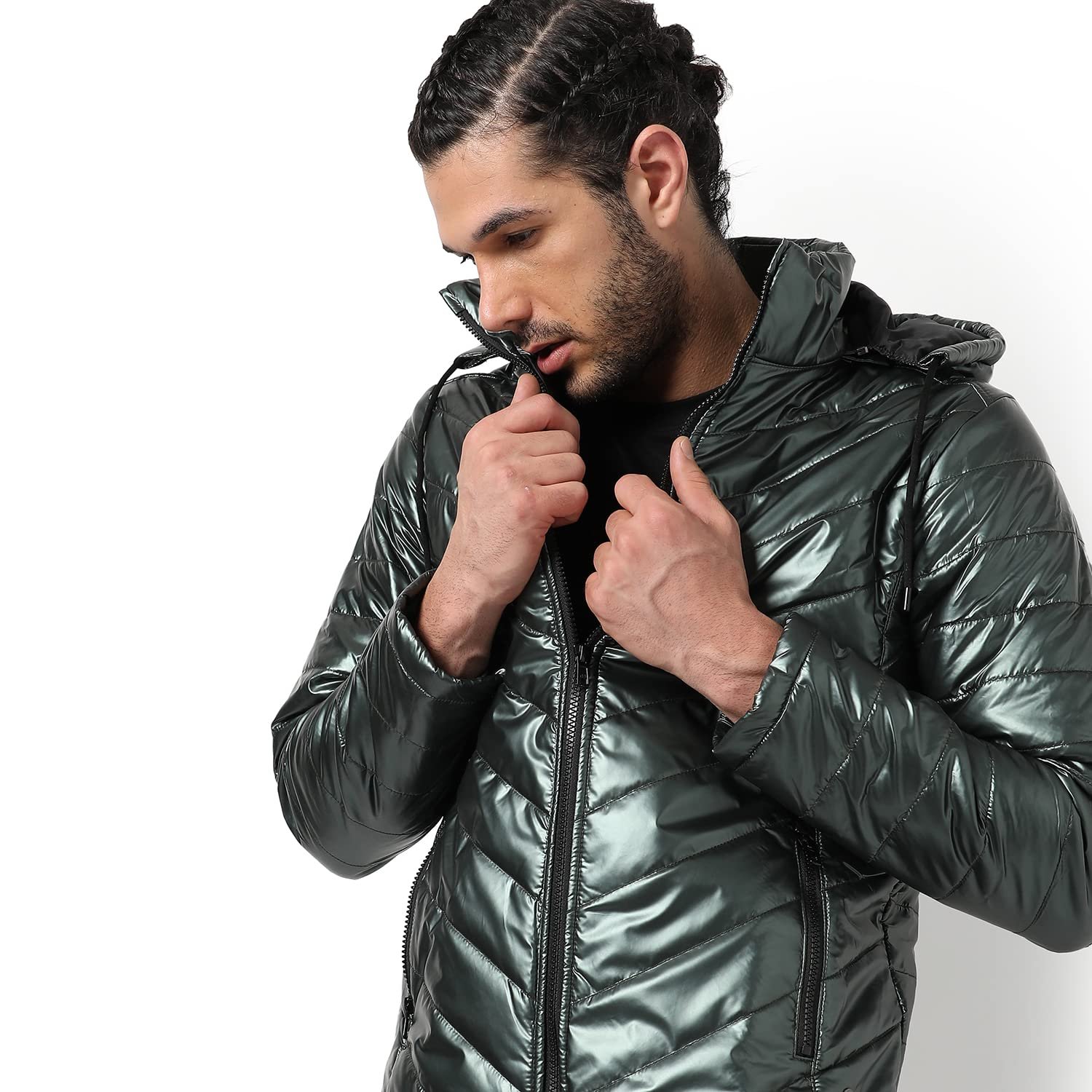 Campus Sutra Men's Quilted Puffer Jacket With Contrast Striped Sleeve For Casual Wear | Hood Neck | Long Sleeve | Zip Closure | Polyester Jacket Crafted With Comfort Fit For Everyday Wear - Image 5