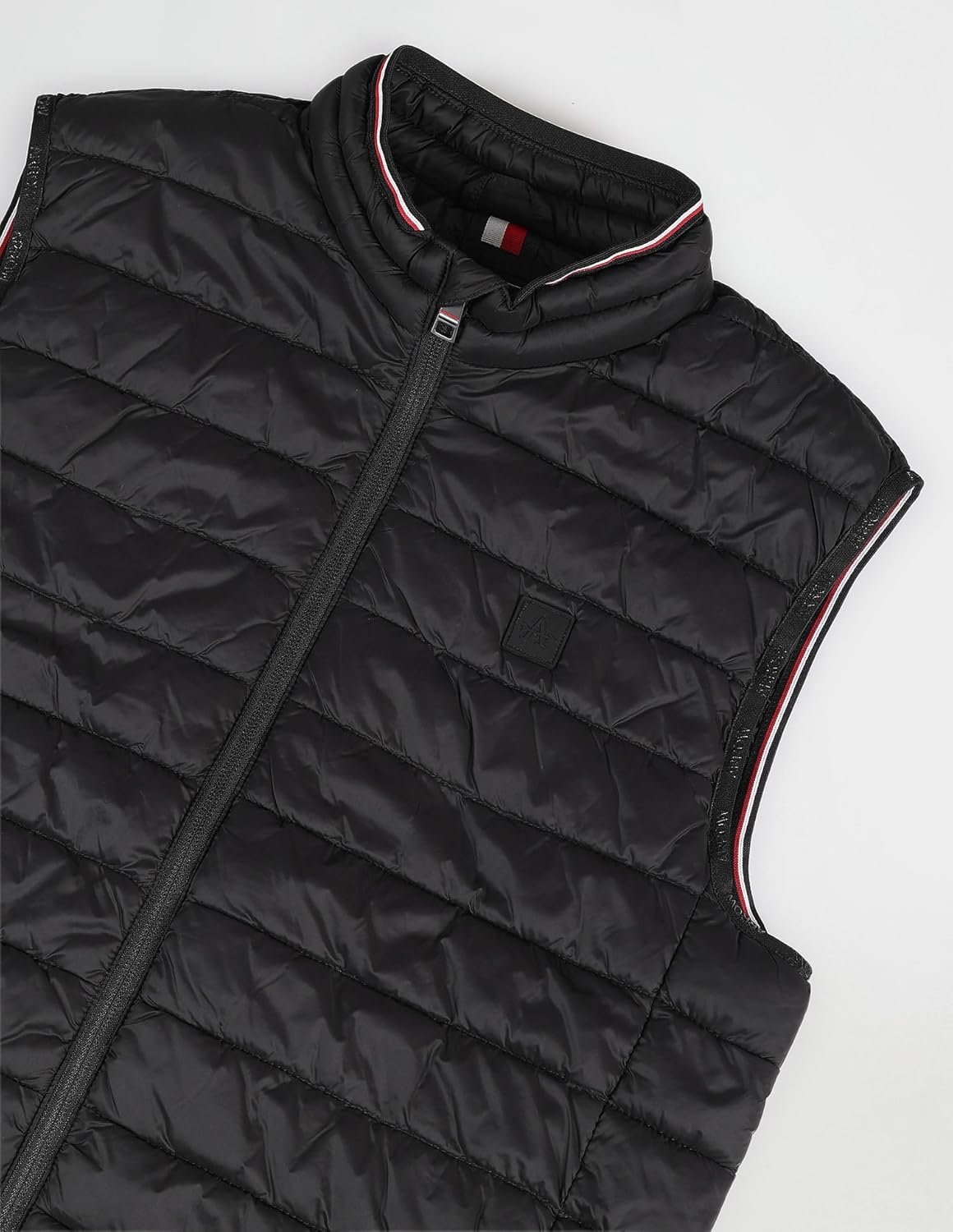 Arrow Men's Standard Length High Neck Sleeveless Puffer Jacket - Image 3