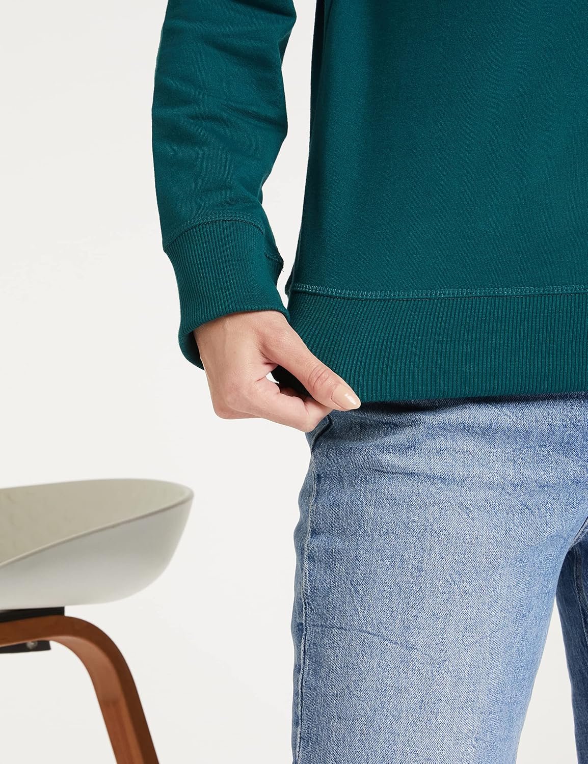 Amazon Brand - Symbol Women's Cotton Blend Round Neck Regular Fit Cropped Sweatshirt (Pullover) (Available in Plus Sizes) - Image 7