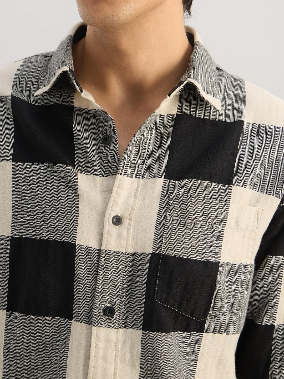 The Souled Store: Echo Men and Boys Long Sleeve Spread Collar Black and White Checkered Regular Fit Cotton Linen Shirt - Image 2