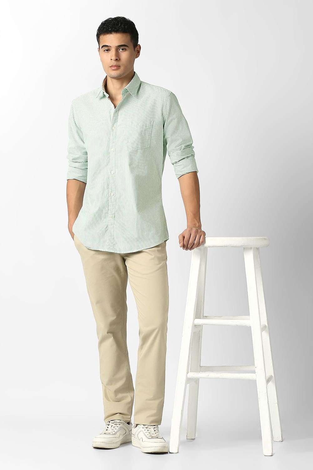 Van Heusen Men Cotton Modern Fit Casual Oxford Stripes Shirts| Effortless Ironing | Superior Fit - Image 5