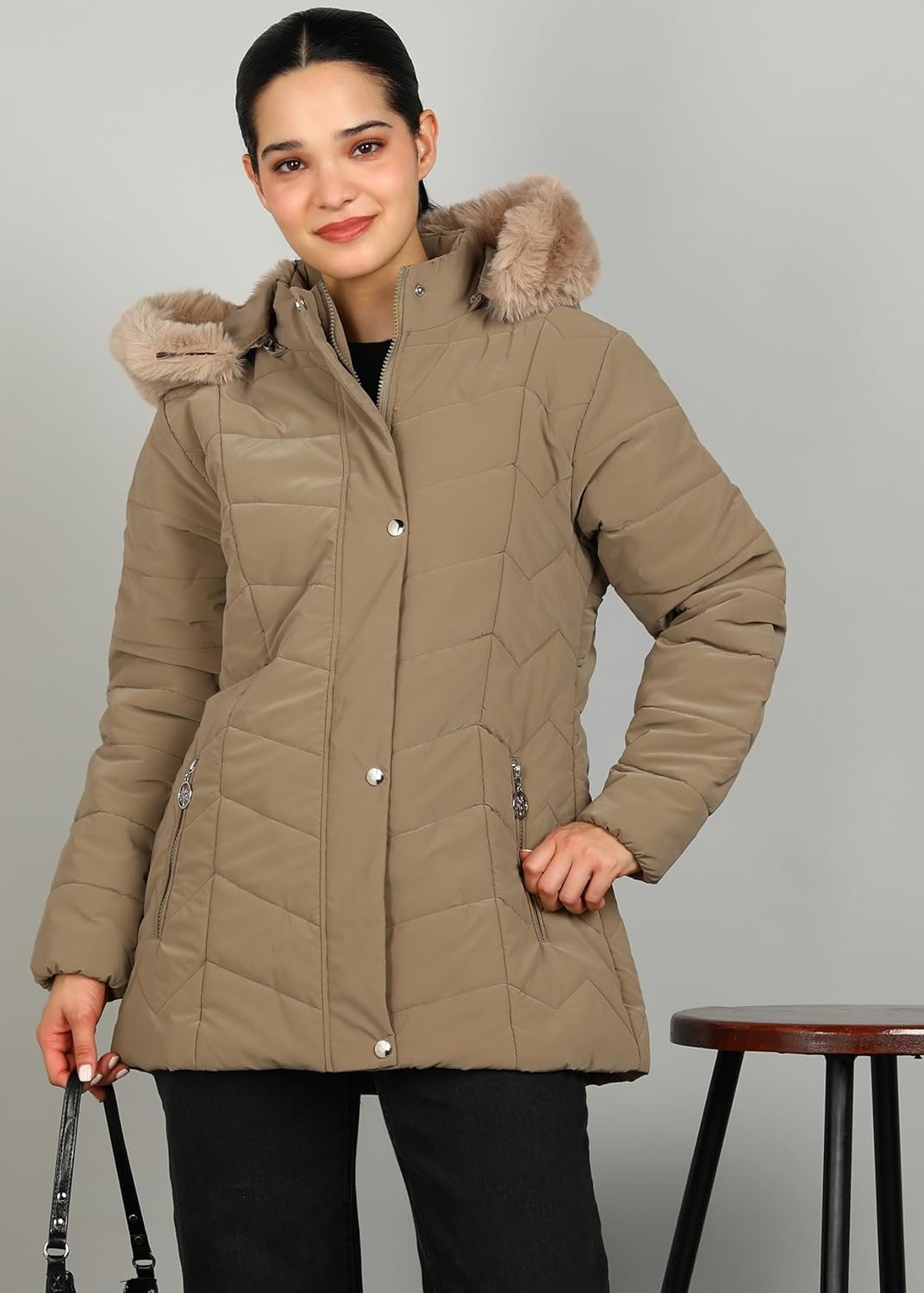 ELLIPSE Women's Winter Jacket with Detachable Hood & Faux Fur | Nylon Puffer Jacket with 3 Pockets | Warm Upto -20°C to 10°C | Regular Length - Image 6