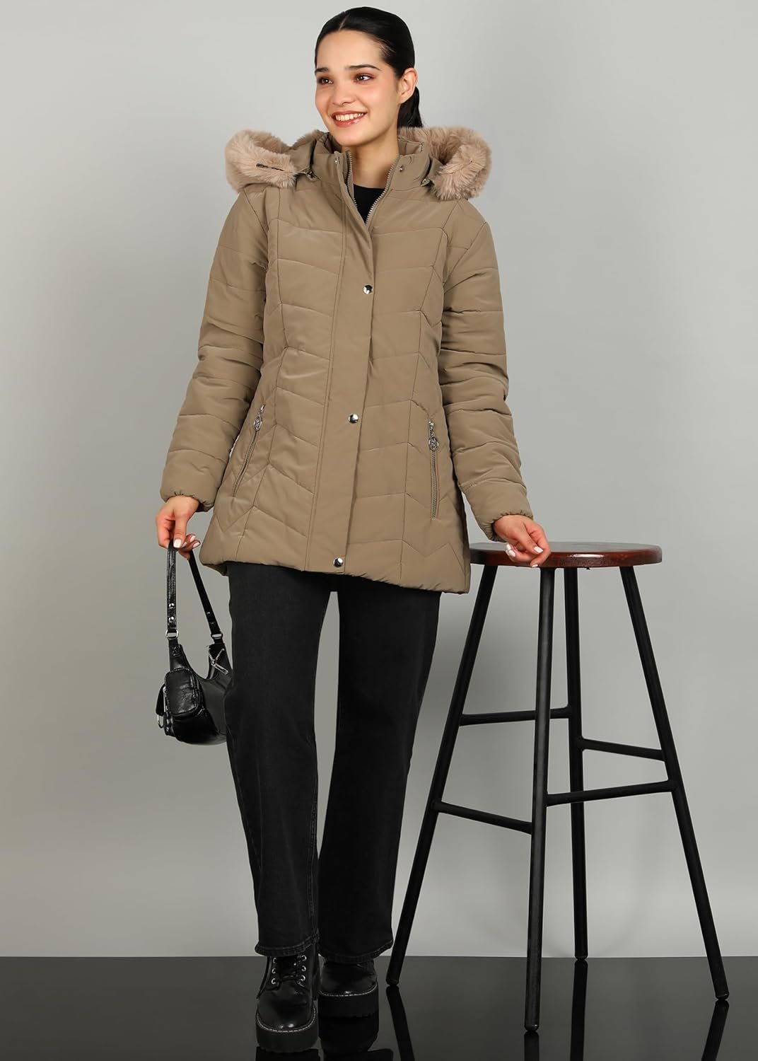 ELLIPSE Women's Winter Jacket with Detachable Hood & Faux Fur | Nylon Puffer Jacket with 3 Pockets | Warm Upto -20°C to 10°C | Regular Length - Image 4