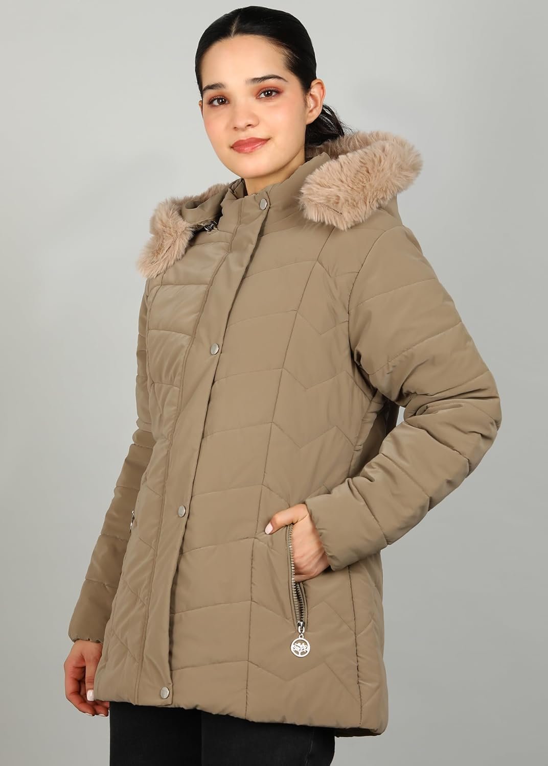 ELLIPSE Women's Winter Jacket with Detachable Hood & Faux Fur | Nylon Puffer Jacket with 3 Pockets | Warm Upto -20°C to 10°C | Regular Length - Image 3