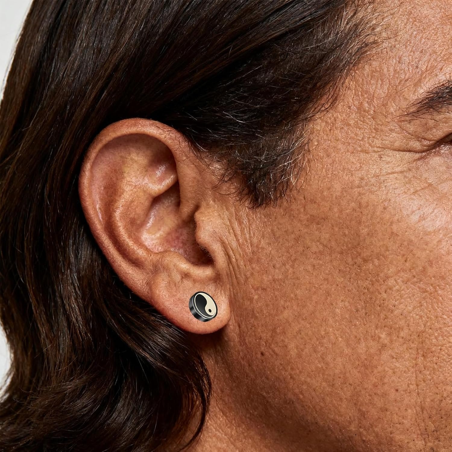 Magnetic Earrings, Non Piercing Earrings for Men and Women, Stylish Magnetic Studs for Sensitive Skin, Fashion Accessories for men and Special Occasions, 10x10mm Metal Design - Image 4