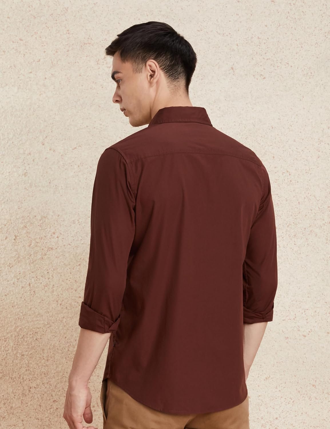 Amazon Brand - Symbol Men's Solid Slim Fit Cotton Casual Shirt | Plain | Full Sleeve | Summer (Available in Plus Sizes) - Image 2